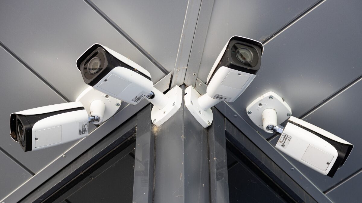 How to Choose the Right Commercial CCTV Installer for Your Business