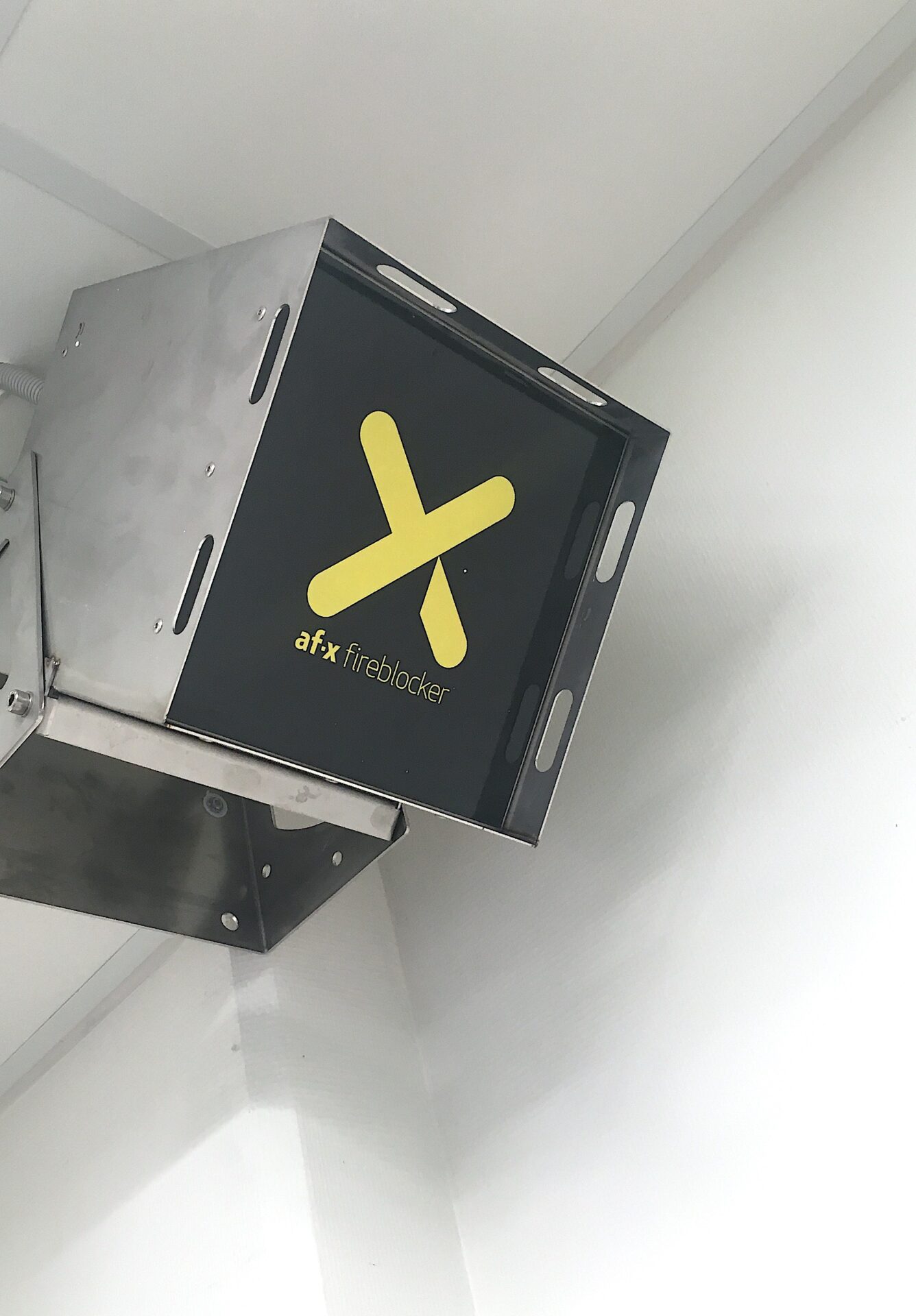 Protecting Tricorn House with an AF-X Fireblocker aerosol fire ...